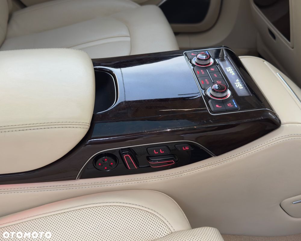 Audi A8 6.3 W12 FSI L Quattro - 19
