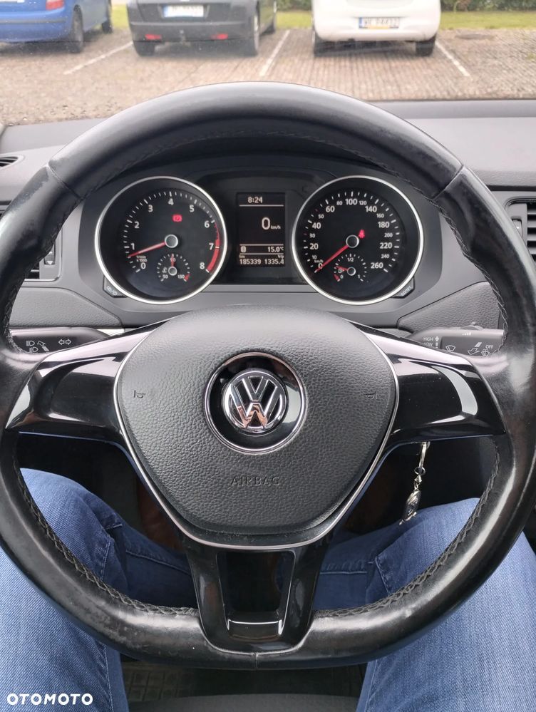 Volkswagen Jetta 1.2 TSI BMT Trendline - 7