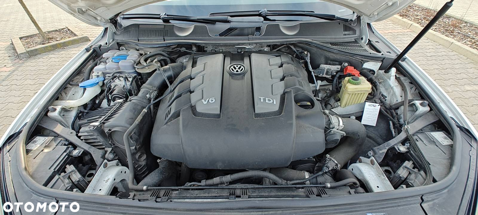 Volkswagen Touareg 3.0 V6 TDI BMT Perfectline R-Style - 23