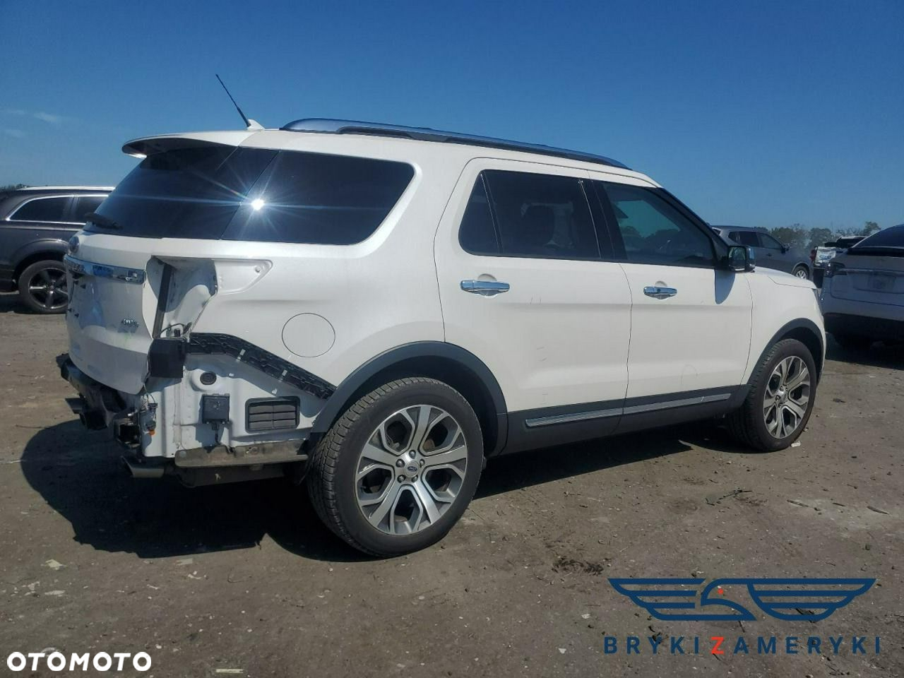 Ford Explorer - 5