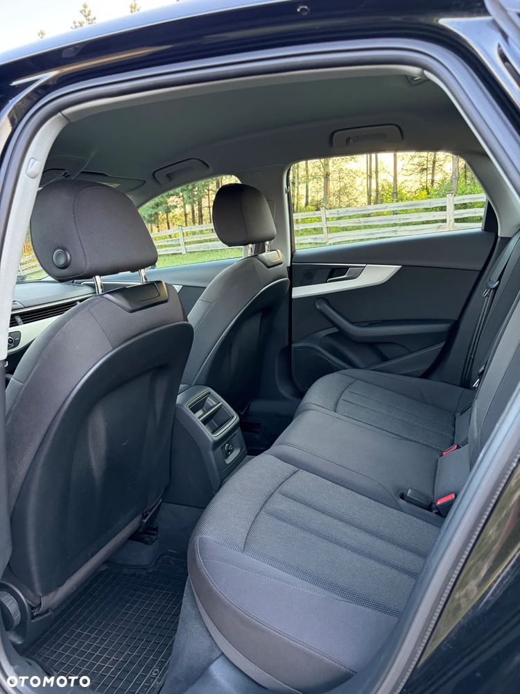 Audi A4 Limousine 35 TFSI mHEV S Line S tronic - 10