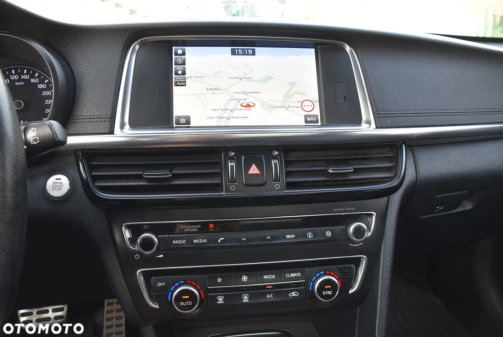 Kia Optima - 30