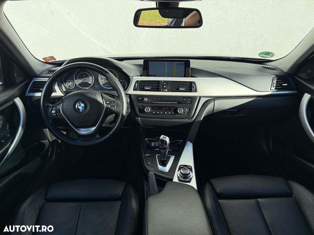 BMW Seria 3 320d Touring Aut. Efficient Dynamics Edition - 15