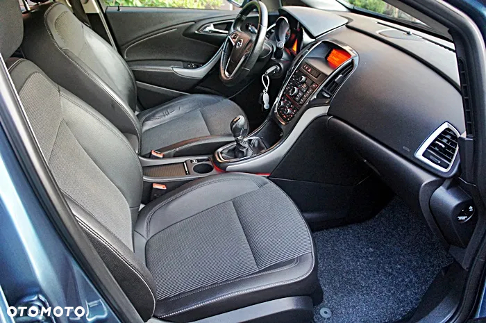 Opel Astra 2.0 CDTI Exklusiv - 19