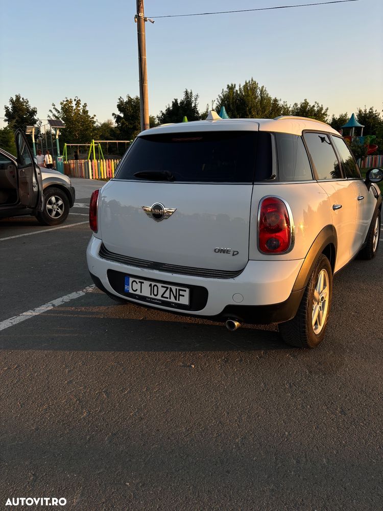 Mini Countryman One D - 10