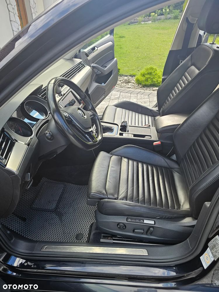 Volkswagen Passat 2.0 TDI 4Mot Elegance DSG - 7