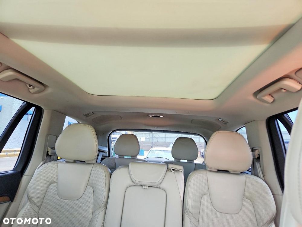 Volvo XC 90 T6 AWD Geartronic Momentum - 9