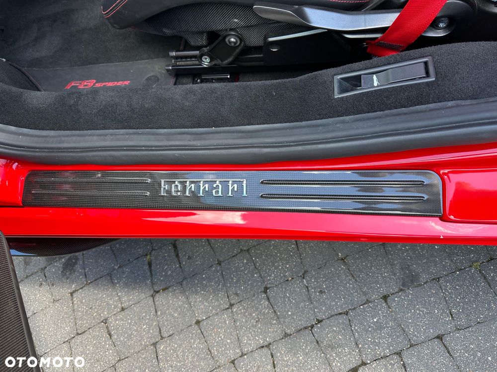 Ferrari F8 Spider Standard - 9