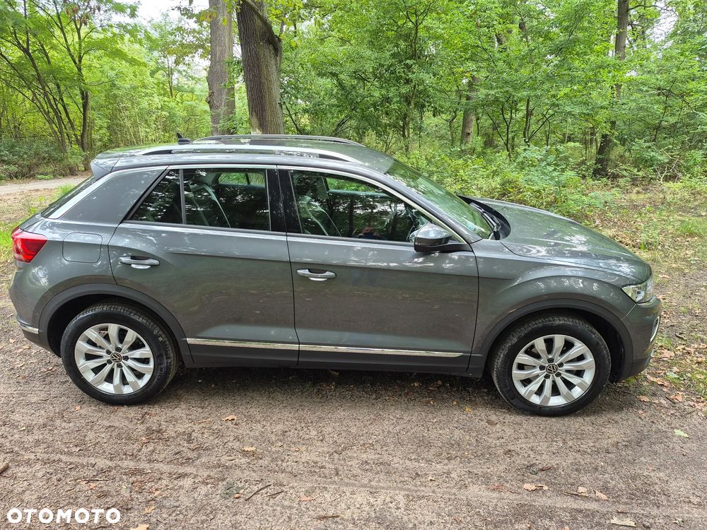 Volkswagen T-Roc - 3