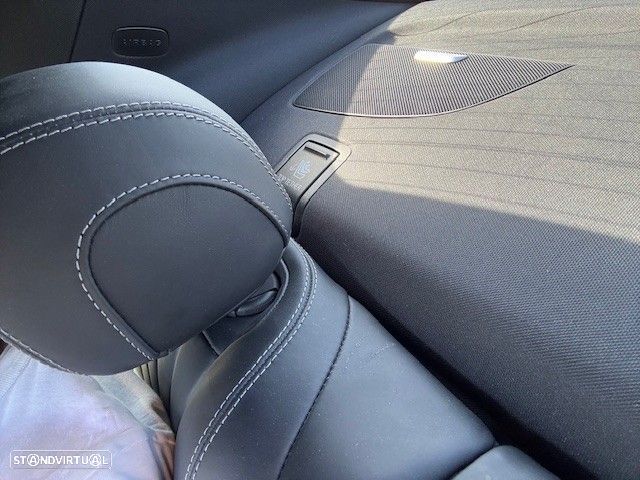 Mercedes-Benz E 220 - 13