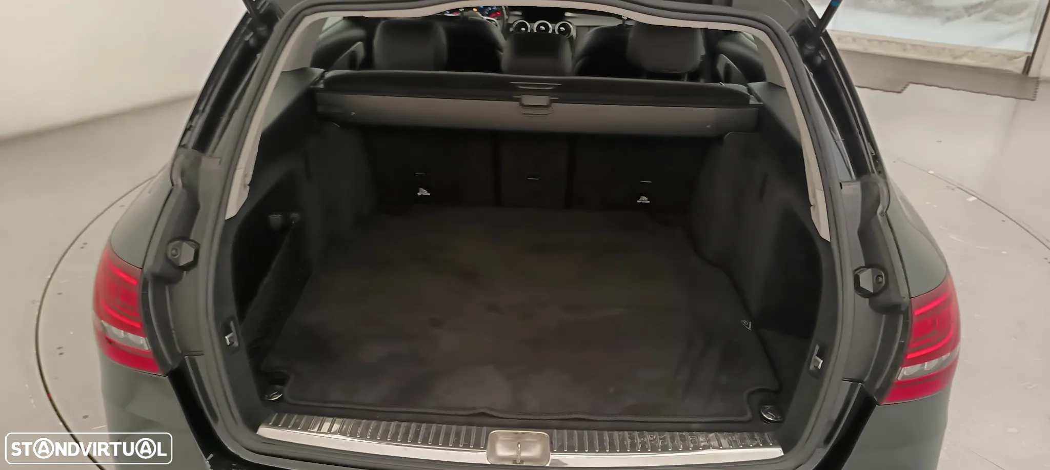 Mercedes-Benz C 220 d Avantgarde - 30