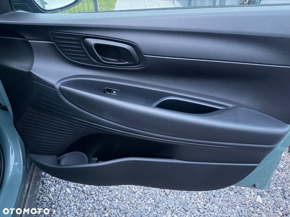 Hyundai Bayon 1.0 T-GDI Blackline - 9