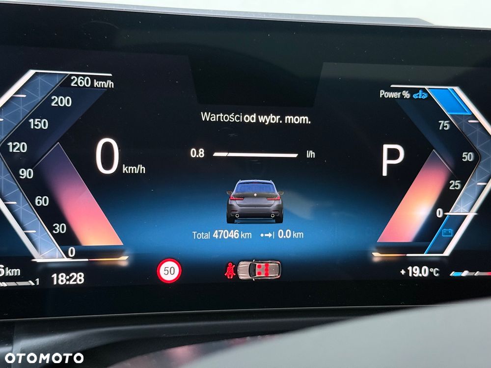 BMW Seria 3 320d xDrive - 28
