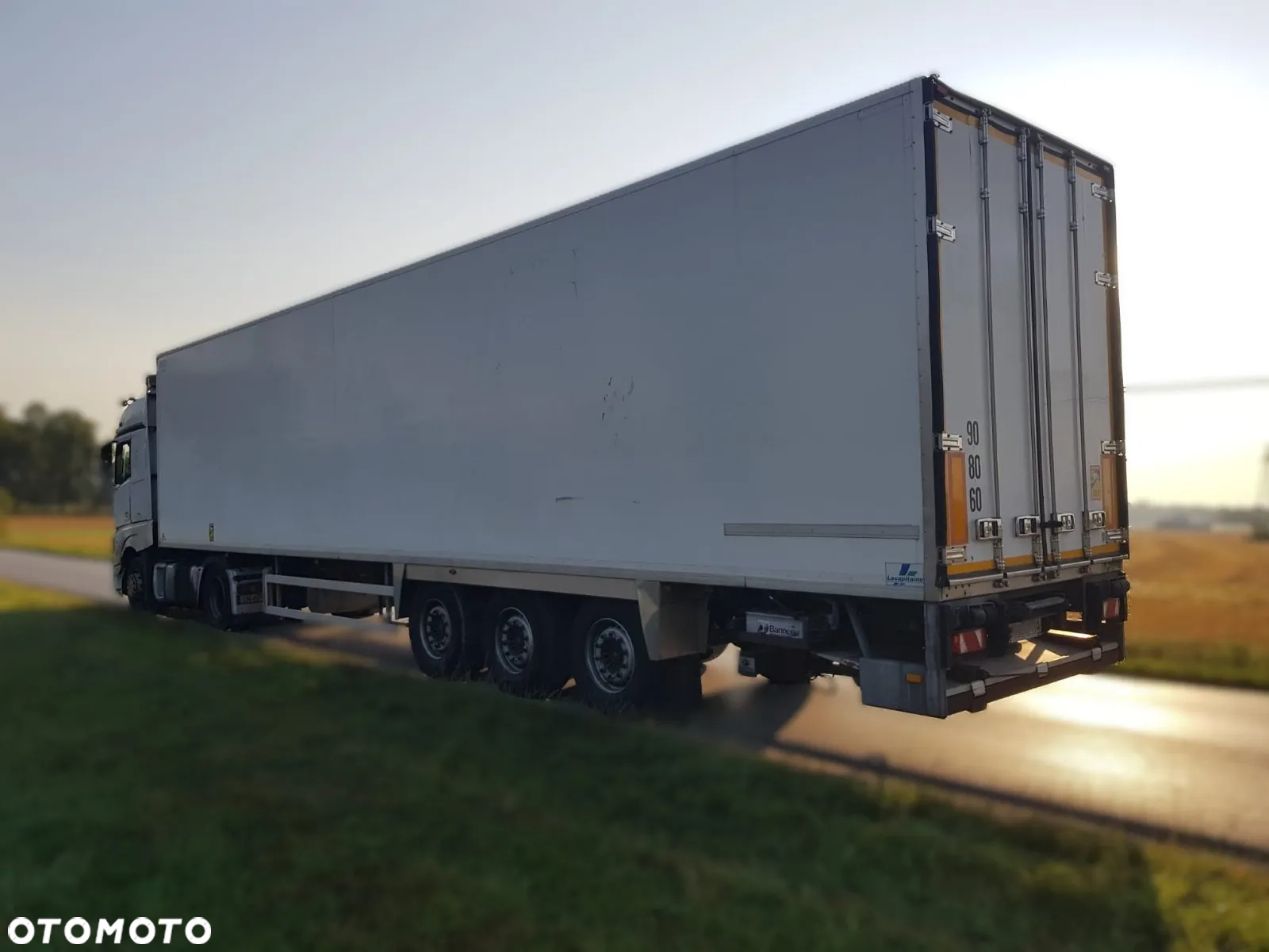 Fruehauf NACZEPA FRUEHAUF Multitemperatura 2015 Doppelstock Winda - 3
