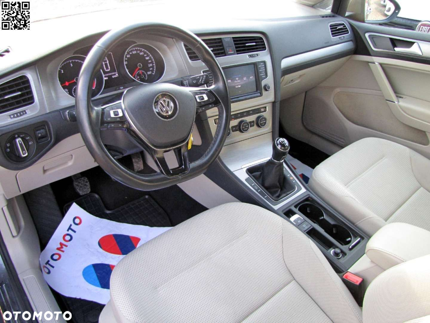 Volkswagen Golf - 37