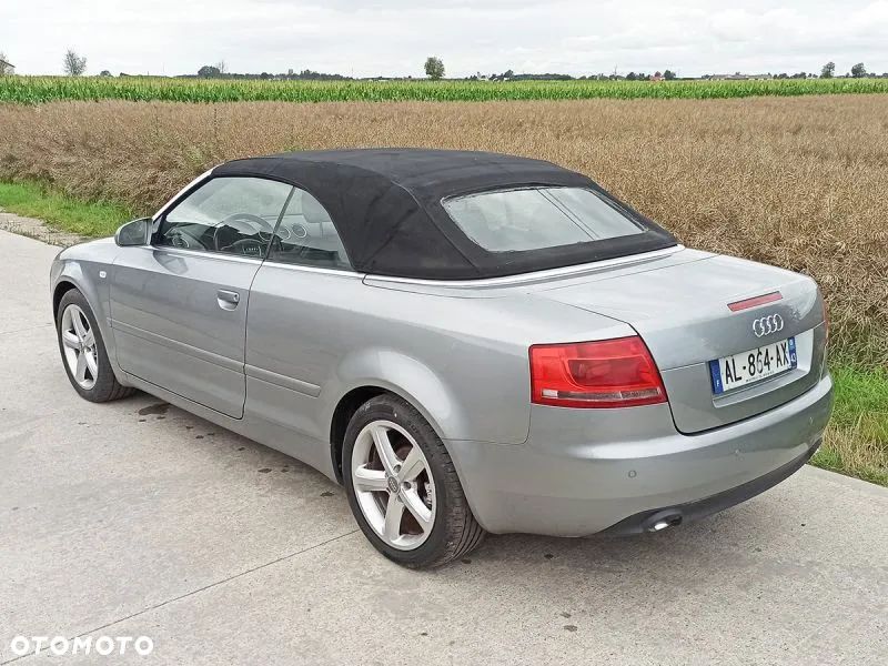 Audi A4 Cabrio 2.0 TDI DPF - 4
