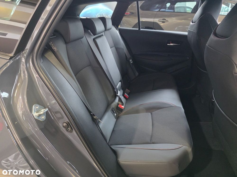 Toyota Corolla - 8