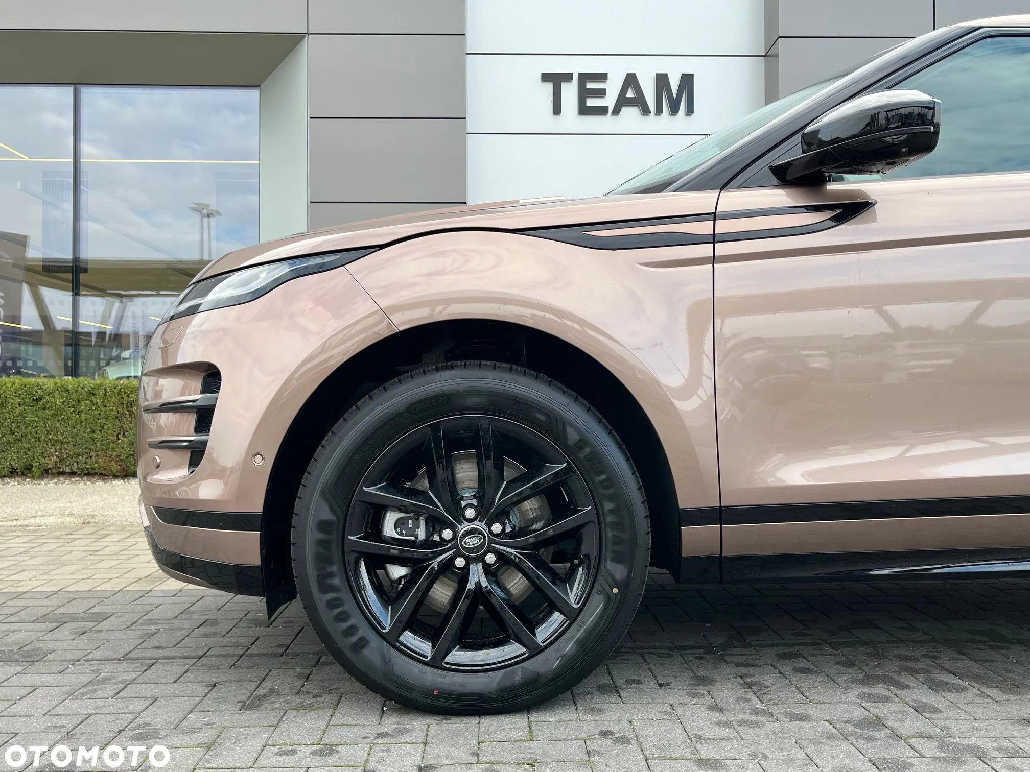 Land Rover Range Rover Evoque - 10