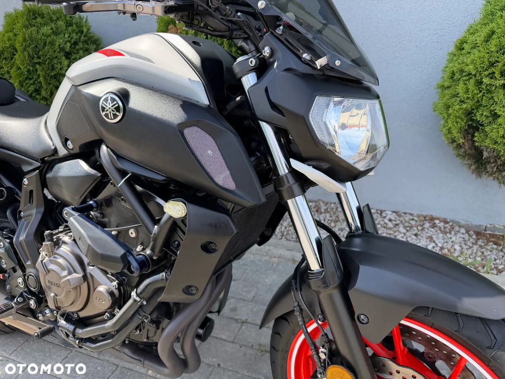 Yamaha MT - 10