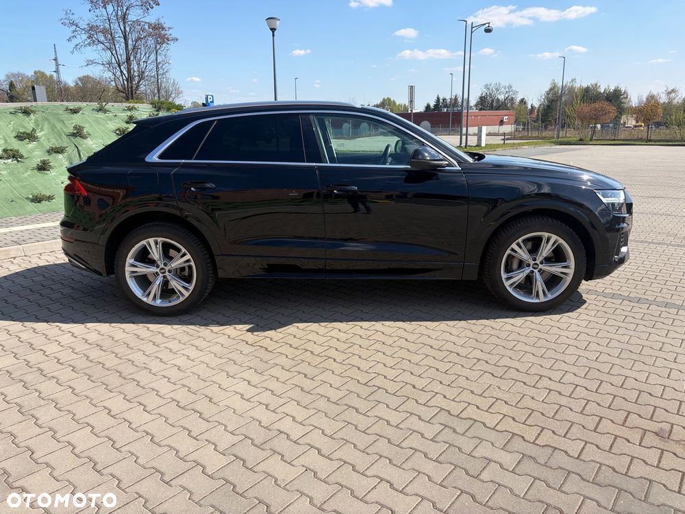Audi Q8 55 TFSI quattro tiptronic - 6