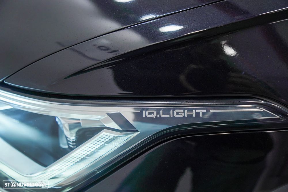 VW Tiguan 2.0 TDI R-Line DSG - 11