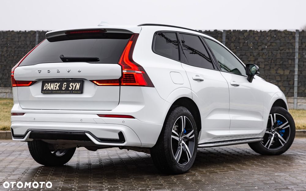 Volvo XC 60 B4 D Ultimate Dark - 3