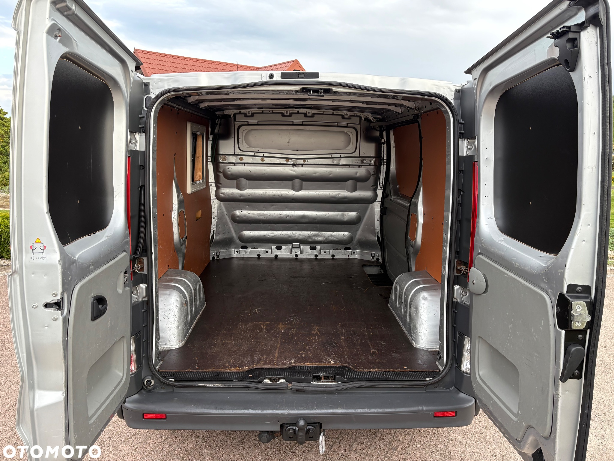 Renault Trafic - 16