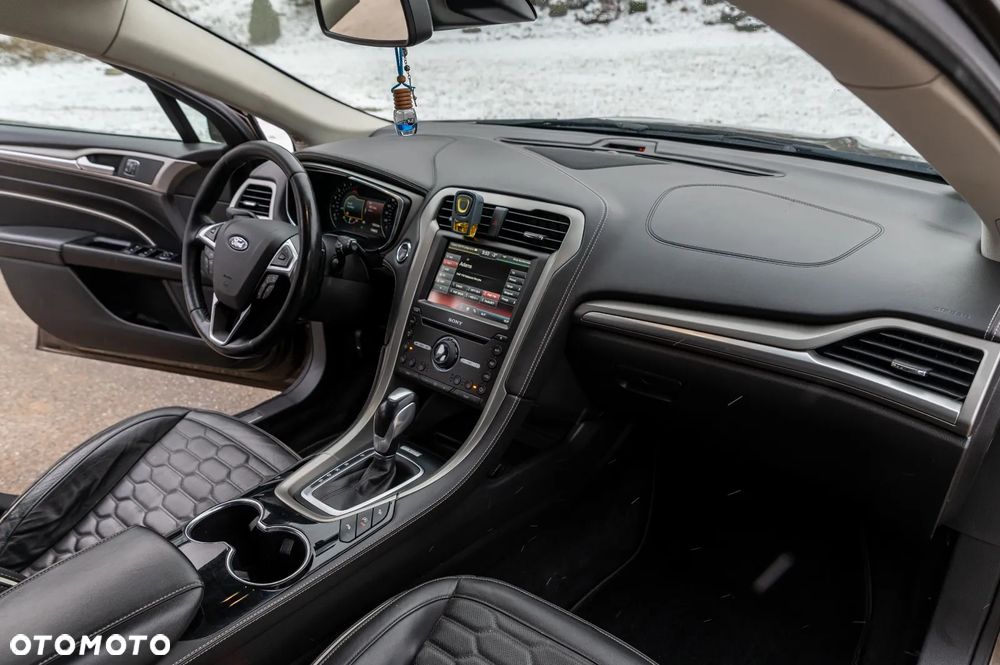 Ford Mondeo Vignale 2.0 TDCi Bi-Turbo PowerShift - 18