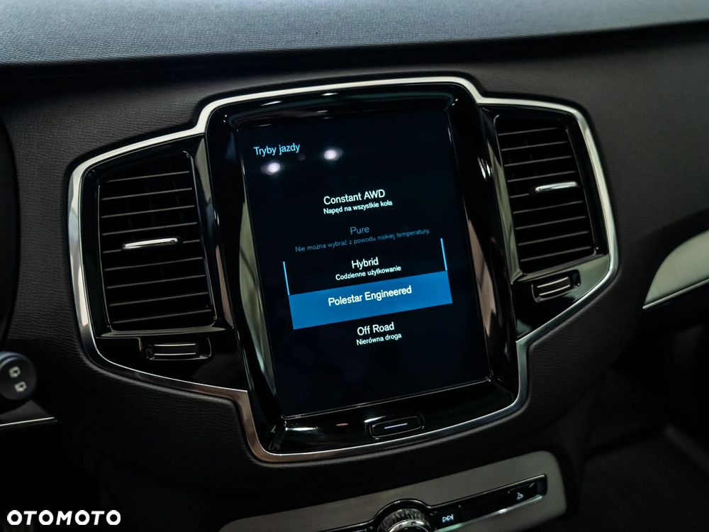 Volvo XC 90 T8 AWD Twin Engine Geartronic RDesign - 25