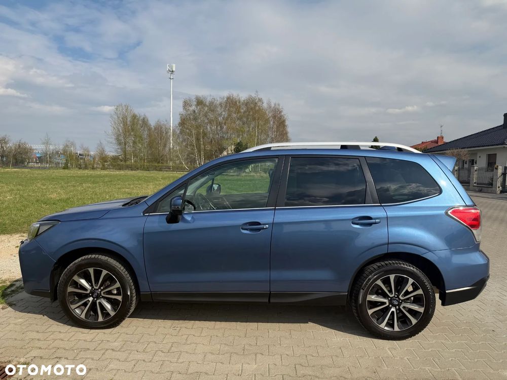 Subaru Forester 2.0 XT Comfort Lineartronic - 8