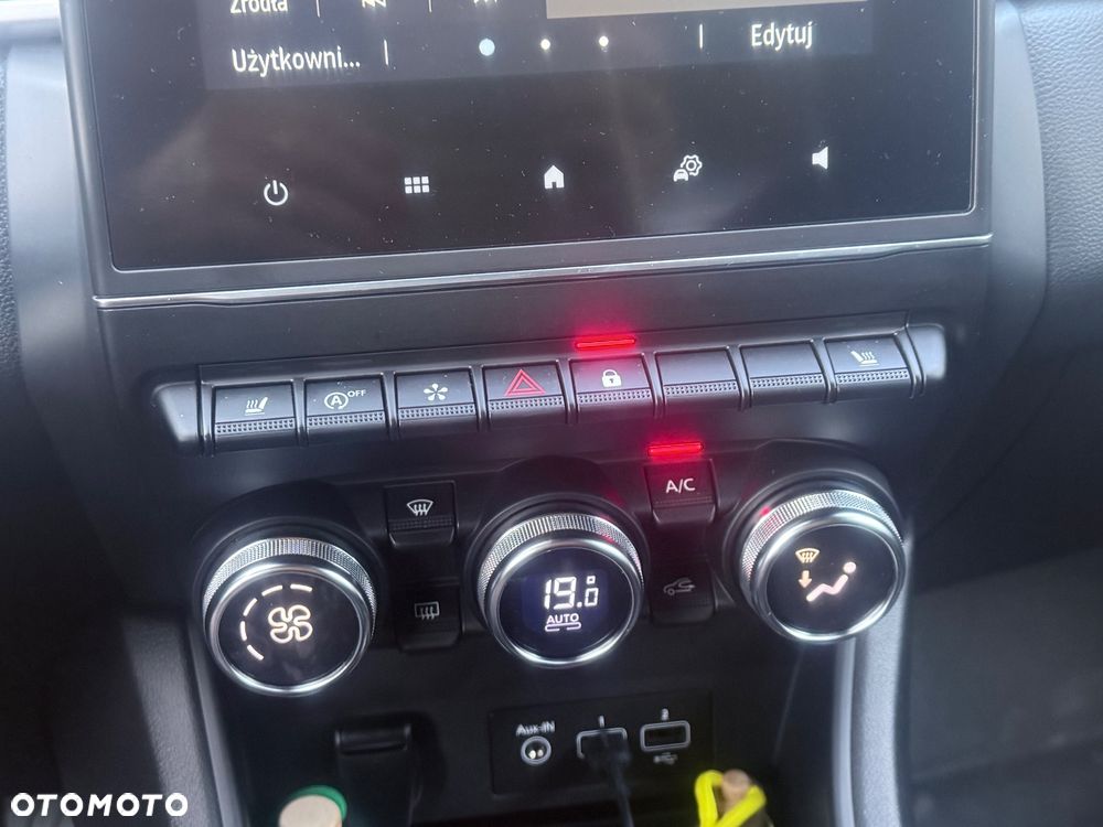 Renault Captur 1.3 TCe mHEV Intens EDC - 13