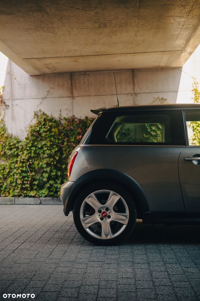 MINI Cooper S Standard - 9