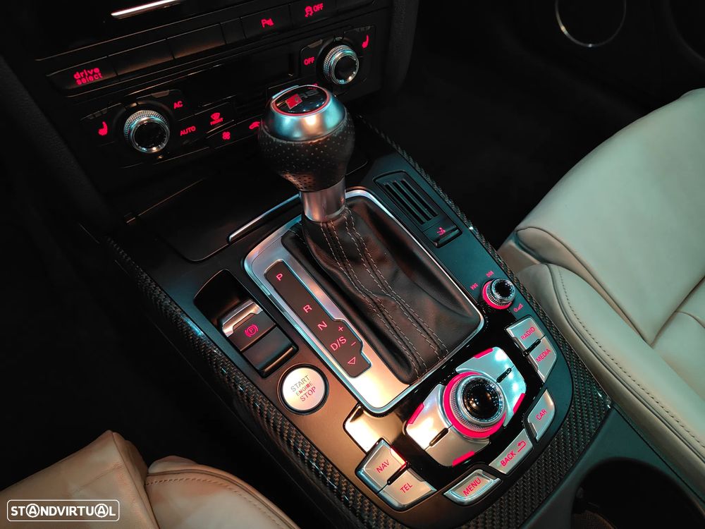 Audi RS5 4.2 FSi quattro - 19