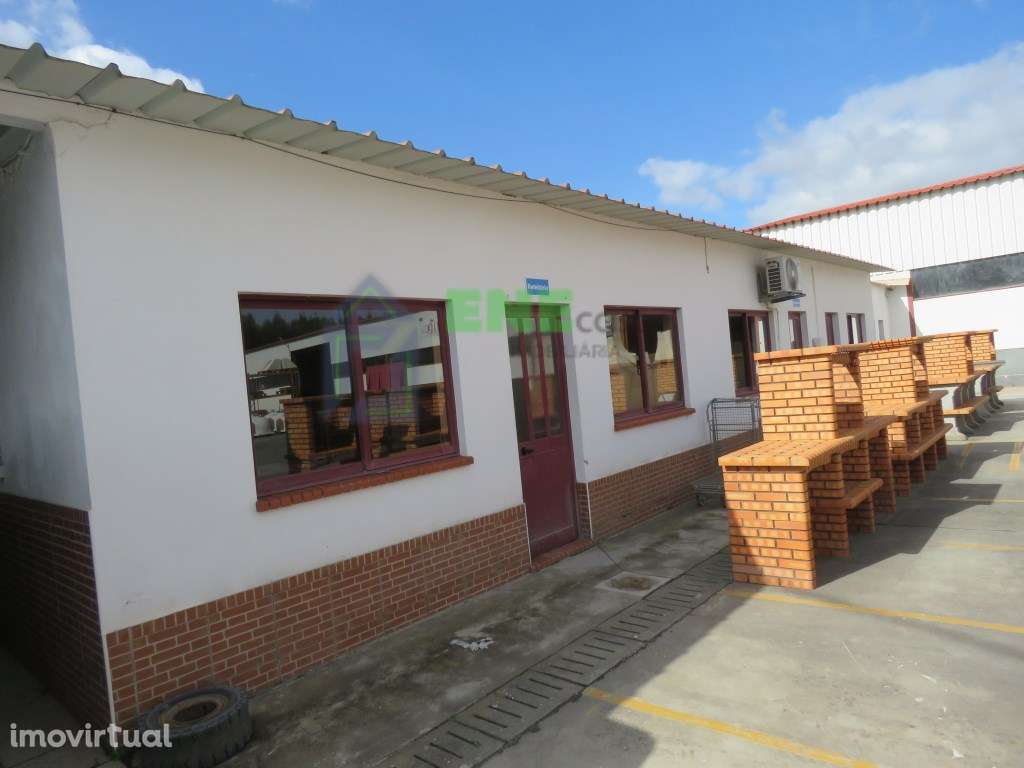 Armazéns Industriais em Maxial - Grande imagem: 3/14