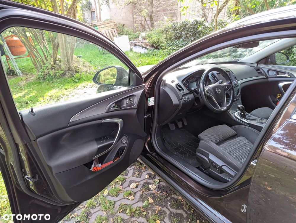 Opel Insignia - 10