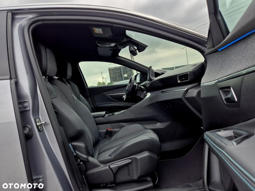 Peugeot 5008 - 10