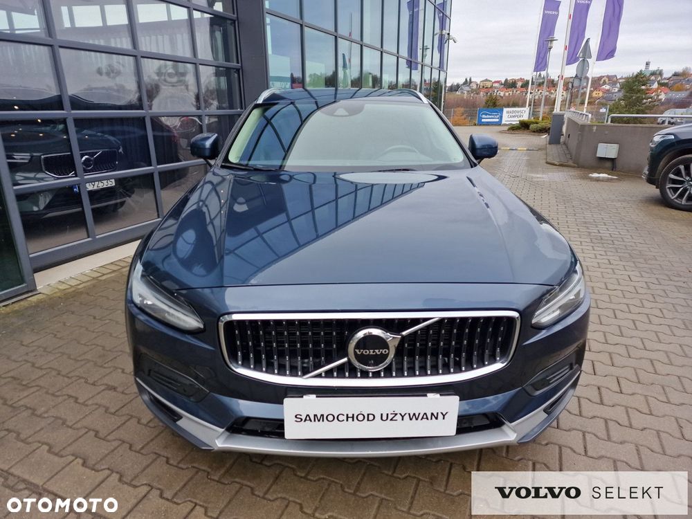 Volvo V90 Cross Country - 3