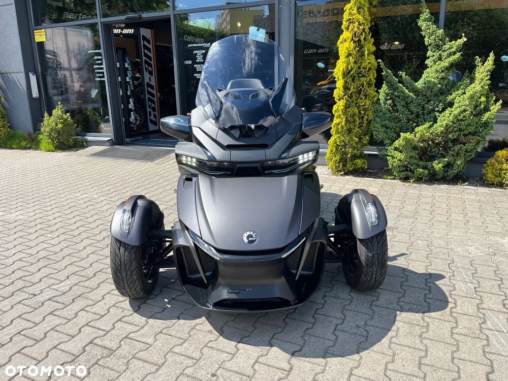 Can-Am Spyder - 4