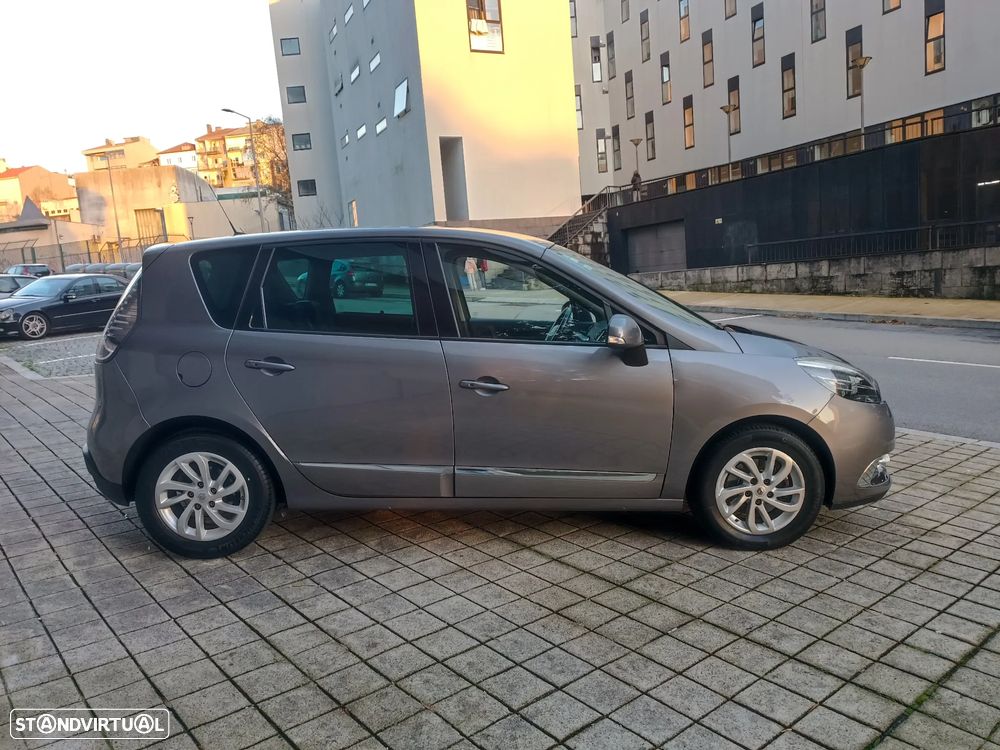 Renault Scénic 1.5 dCi Bose Edition SS - 6