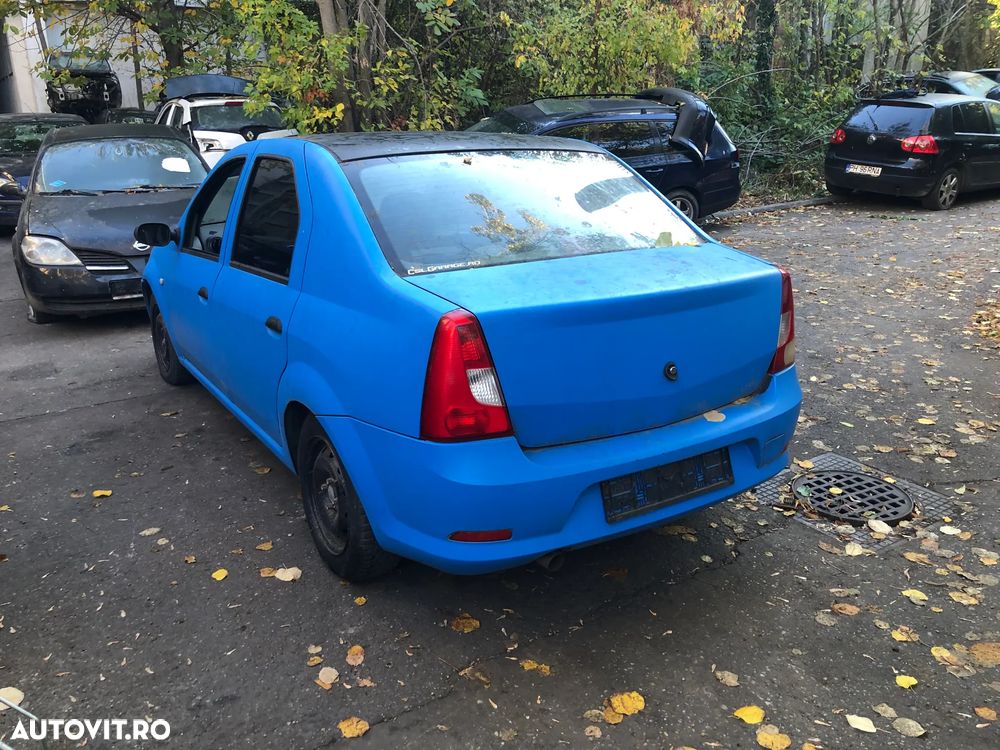 Dezmembrez Dacia Logan 1 albastru 1,4 MPI benzina 2007 - 2
