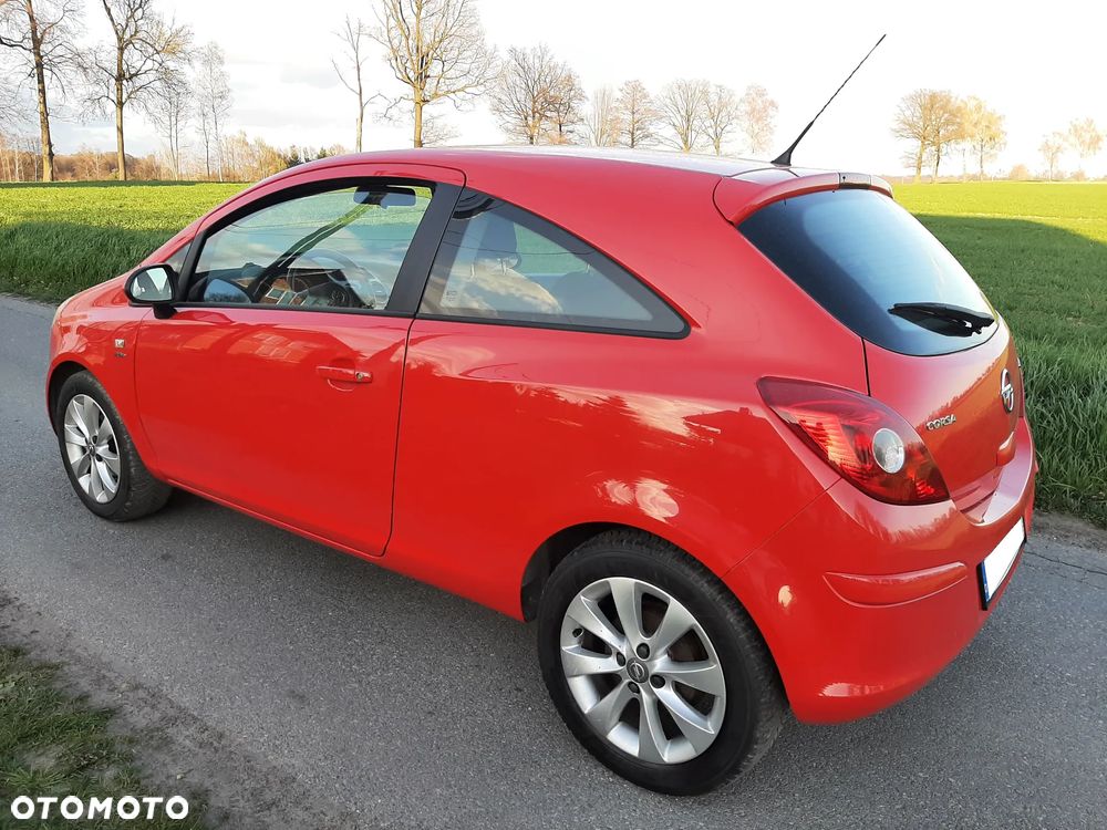 Opel Corsa 1.4 16V Active - 4