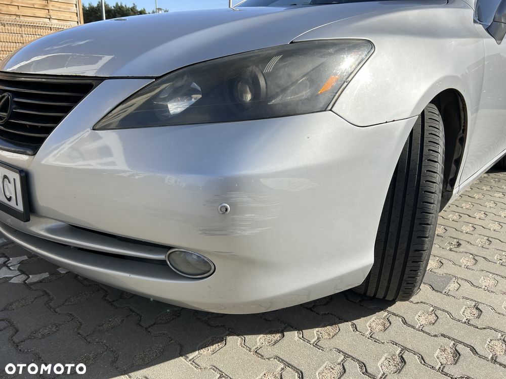 Lexus ES Standard - 16