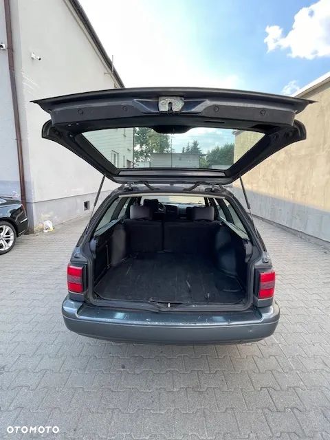 Volkswagen Passat - 6