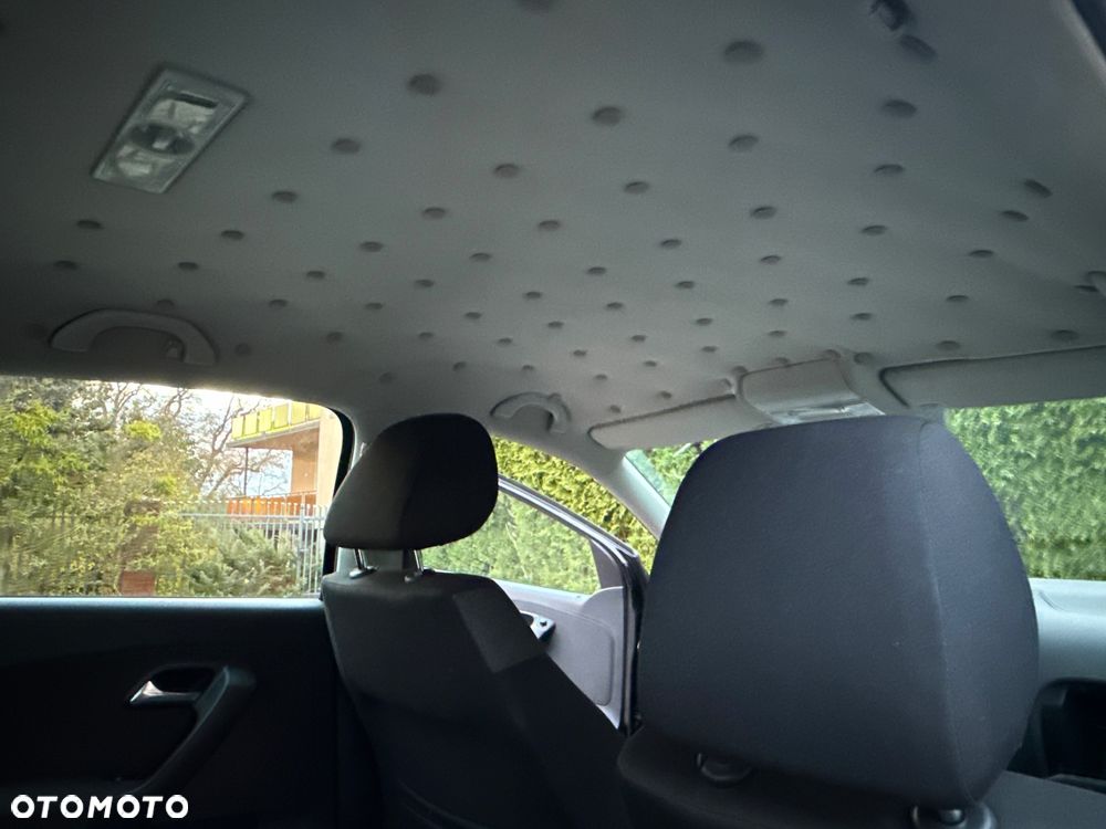 Volkswagen Polo - 13