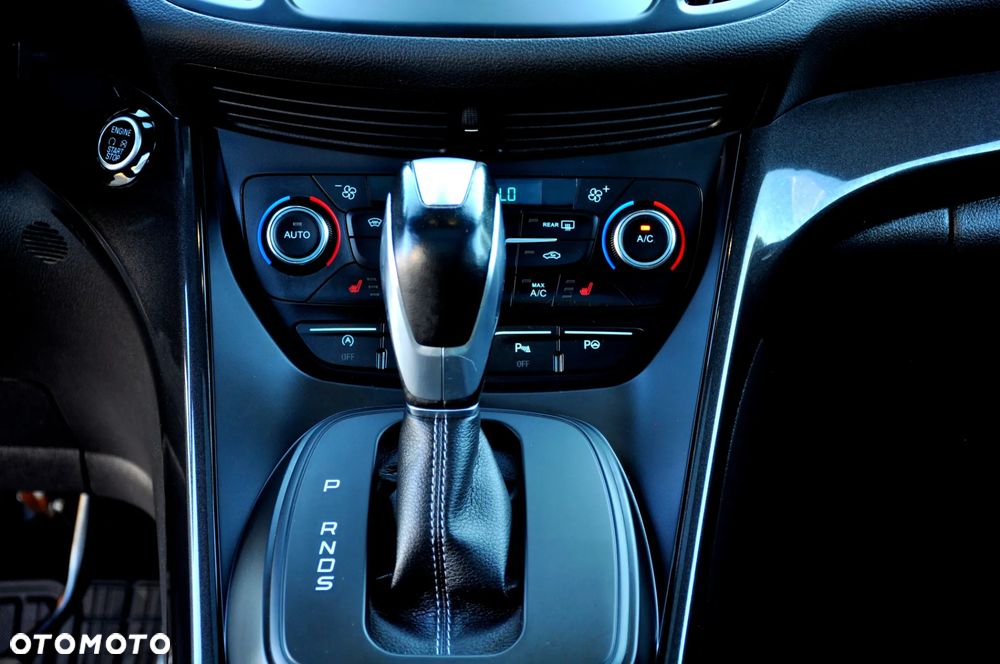 Ford Kuga 1.5 EcoBoost 4WD Titanium Plus - 37