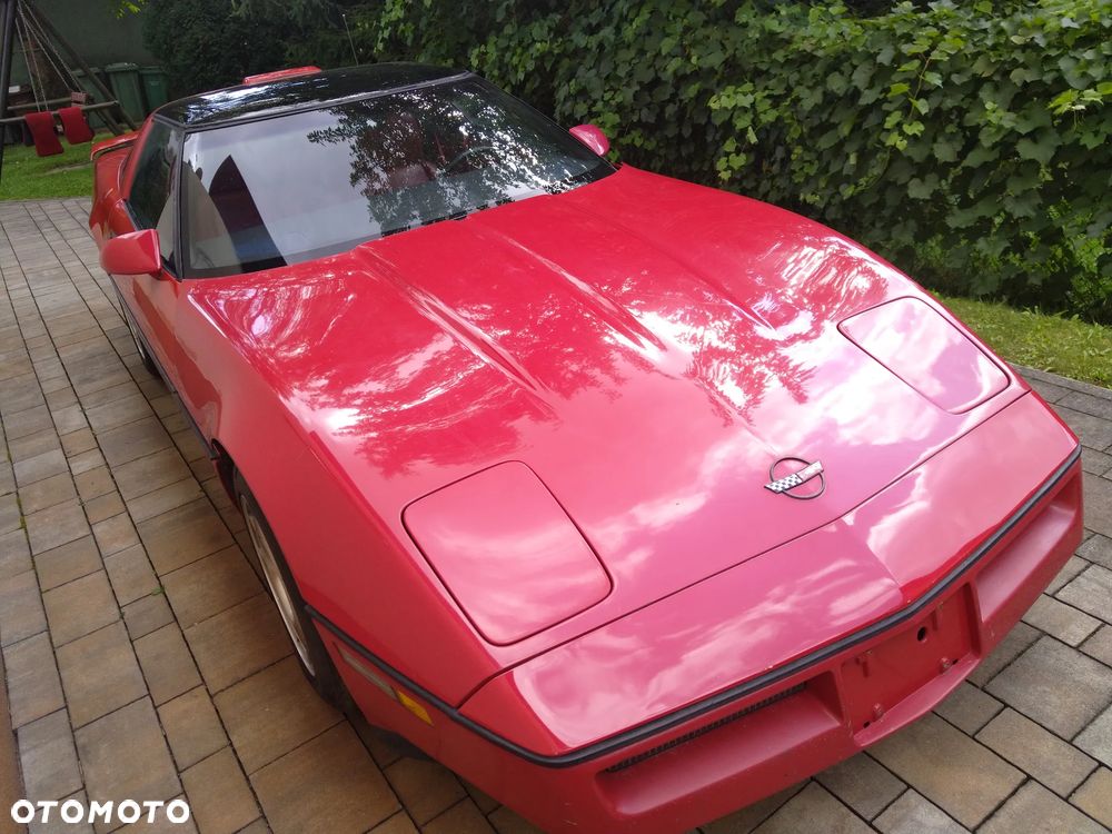 Chevrolet Corvette - 32