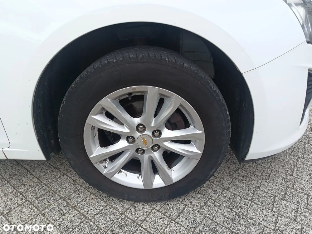 Chevrolet Cruze 1.8 LT - 15