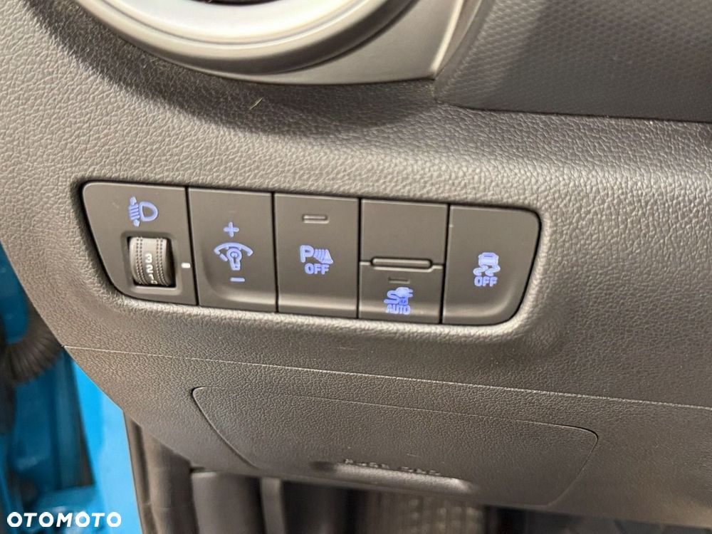 Hyundai Kona - 28