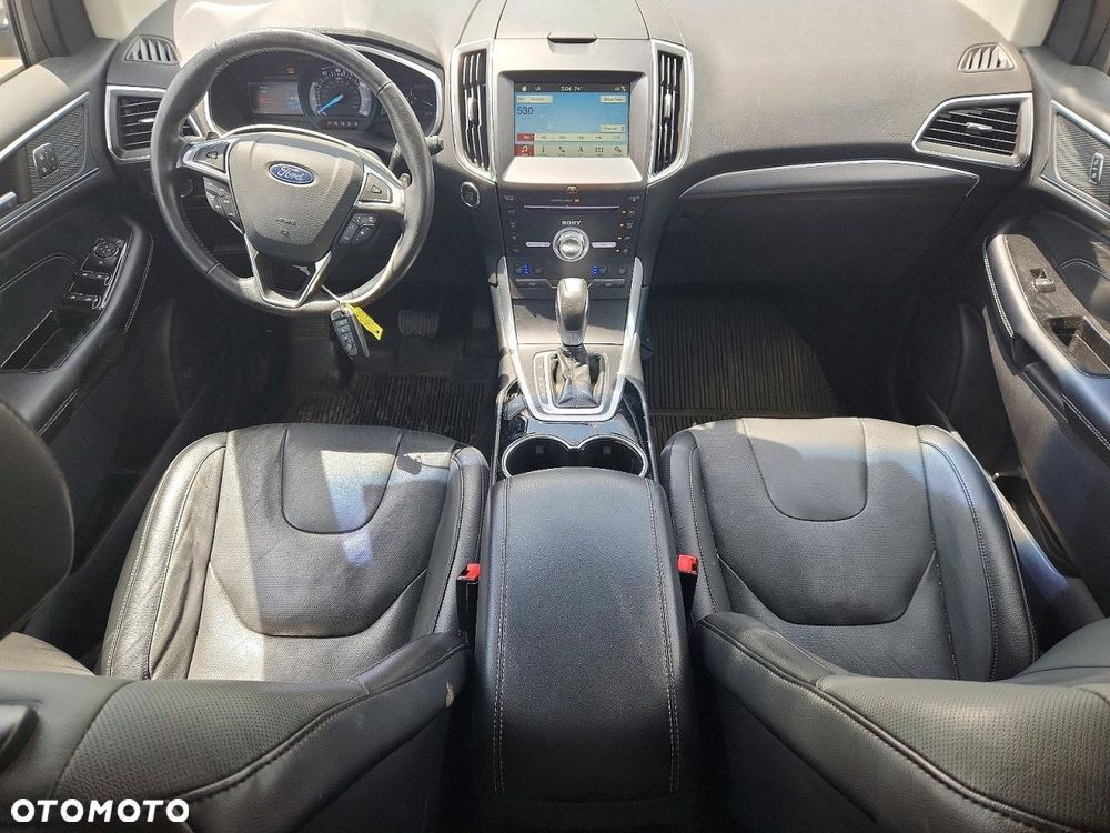 Ford Edge - 9