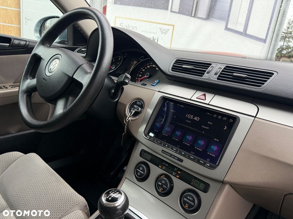 Volkswagen Passat - 7